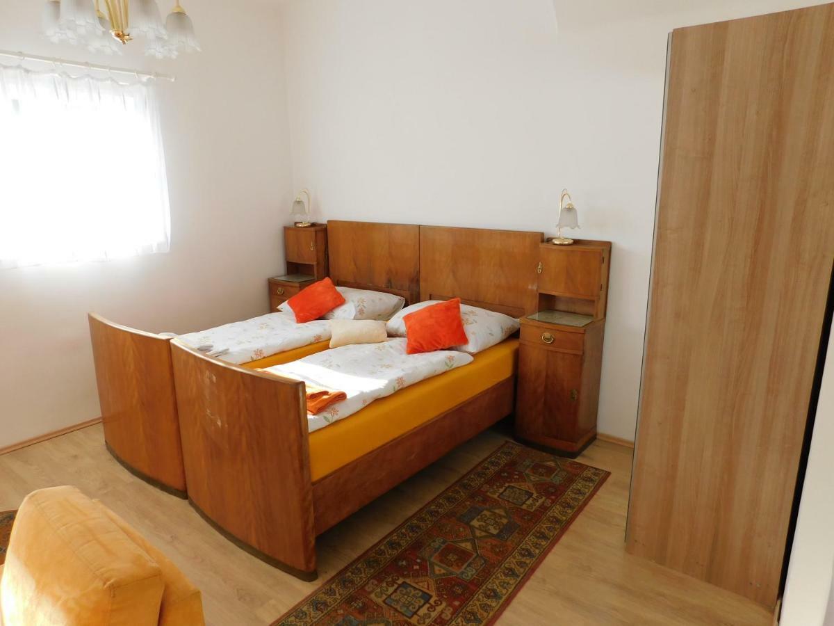 Vila Arnau Hostinne  Exterior photo