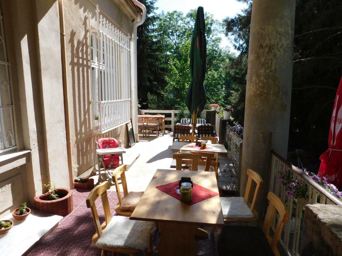 Vila Arnau Hostinne  Exterior photo