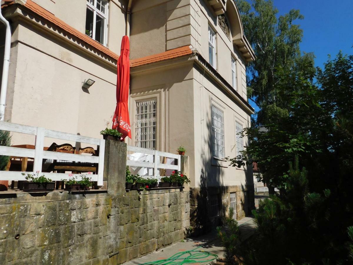 Vila Arnau Hostinne  Exterior photo